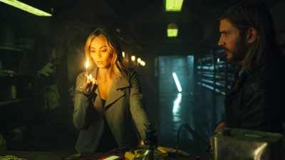 Nanh vuốt (Phần 3) (Bitten (Season 3))